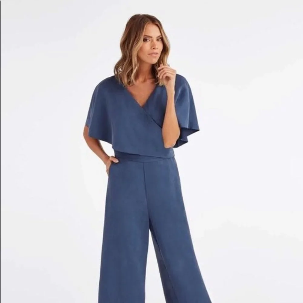 Vetta Cape Jumpsuit Size 0 - LIKE NEW - Picture 1 of 6